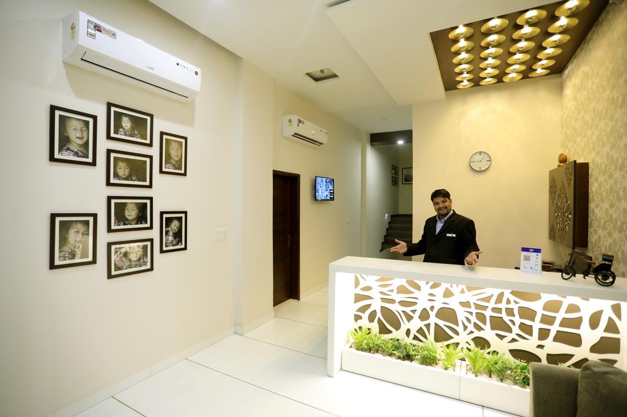 Hotel Fortune Plaza Adžmér Exteriér fotografie